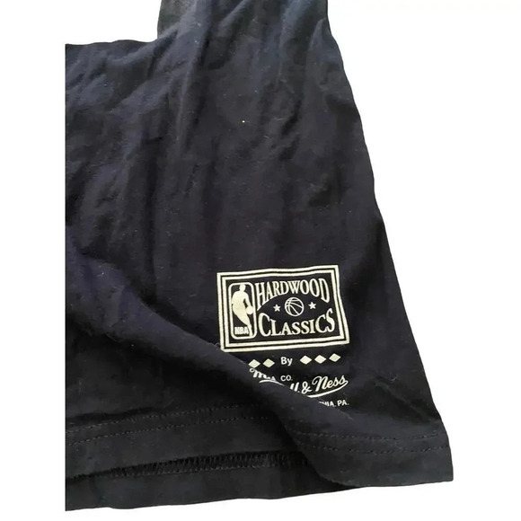 Mitchell & Ness Dennis Rodman Black Short Sleeve T-Shirt Size Medium - Picture 2 of 4